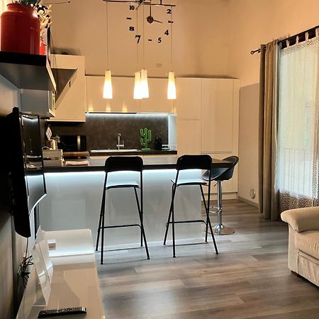 Апартаменты Benvenuti In Casa Peluca! Местре Экстерьер фото