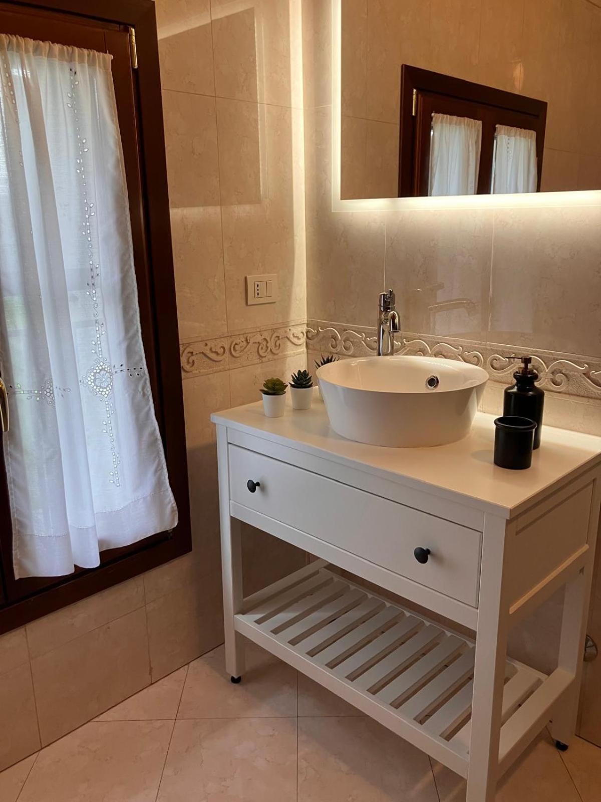 Апартаменты Benvenuti In Casa Peluca! Местре Экстерьер фото